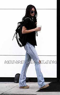 megan-fox-jeans-11